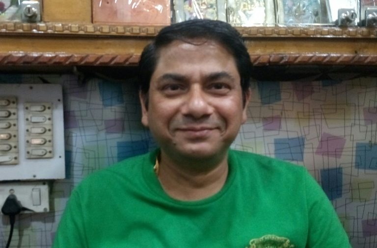 50 हज़ार रु लौटा ईमानदारी की मिसाल पेश की !