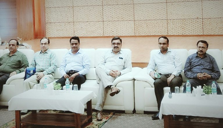 जब डीएम ने बुलाया सभी पत्रकारों को !