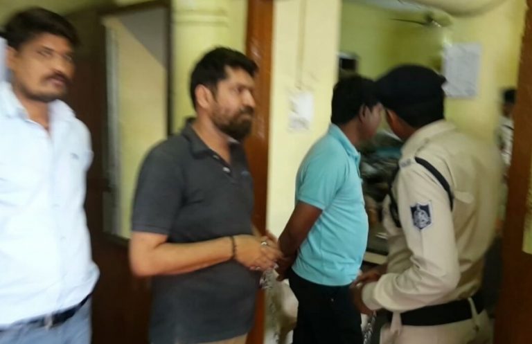 3 साल से फ़रार करोडों के गबन का आरोपी STF के हत्थे चढ़ा