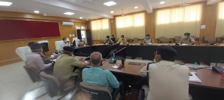 कोविड गाइडलाइन का उल्लंघन करने वालों पर करें पुलिस कार्रवाई -पुलिस अधीक्षक श्री सिंह