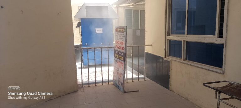 बीएमसी के वॉटर फिल्टर की मोटर लगातार चलने के कारण आग लगने पर   फायर फाइटिंग टीम ने आग पर नियंत्रण किया