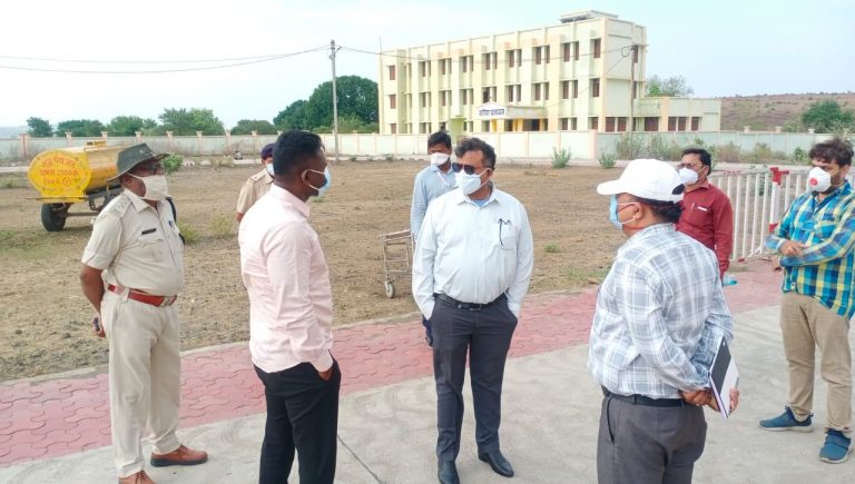 संभागायुक्त ने सीईओ के साथ बंडा ,शाहगढ़ स्थित कोविड केअर सेंटरो का किया निरीक्षण