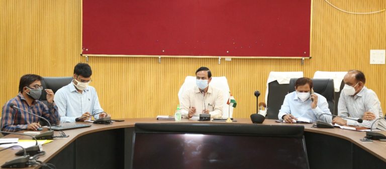 निजी चिकित्सालय परिसर में भी बनाए जाएंगे आयुष्मान कार्ड