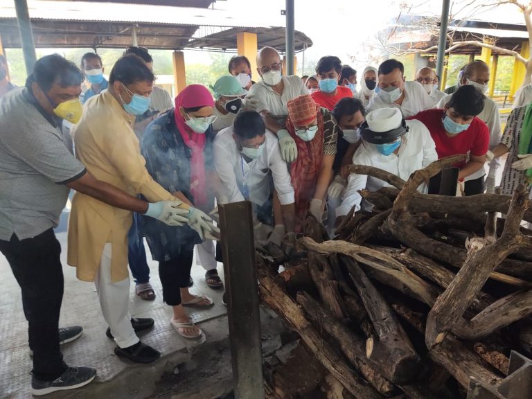 बीडी उद्योगपति अनूप जैन पंचतत्व में विलीन