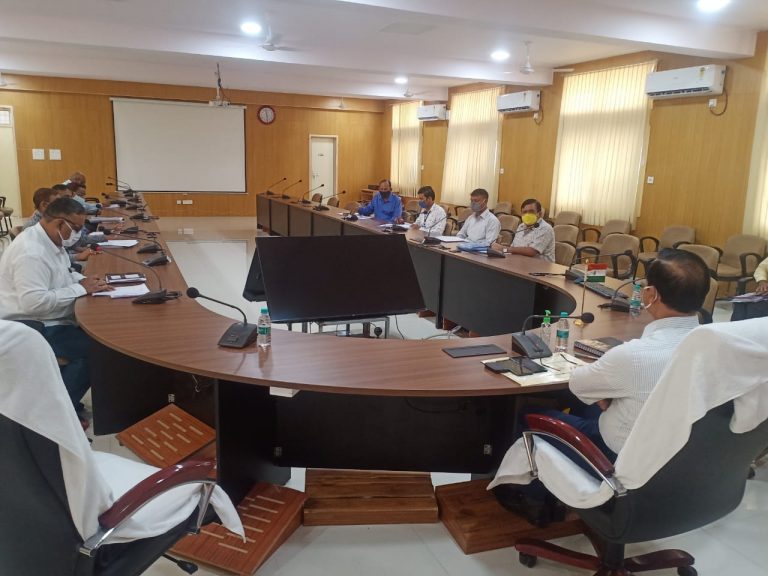 अनलॉक के समय समस्त प्रशासनिक एवं पुलिस अधिकारी करे सतत मॉनिटरिंग -कलेक्टर सिंह