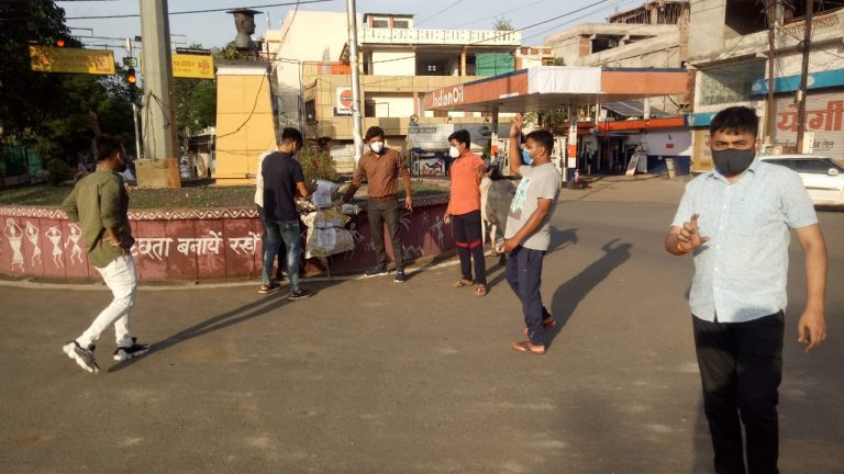 दिग्विजयसिंह का युवा मोर्चा ने फूंका पुतला, लगाए यह आरोप..