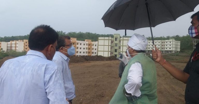विधायक शैलेंद्र जैन ने मेनपानी के आवासों का किया निरीक्षण,दिए नवरात्रि तक अधोसंरचना पूर्ण करने के दिए निर्देश