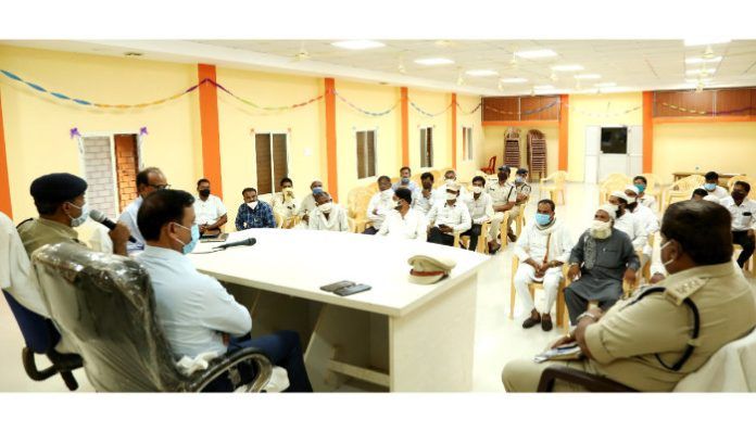 Follow Kovid-19 guideline on Eid ul Juha festival - Collector Singh