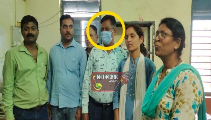 PicsArt_09-28-08.34.02_copy_700x400