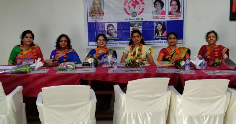 इनरव्हील क्लब सागर द्वारा शिक्षक सम्मान समारोह