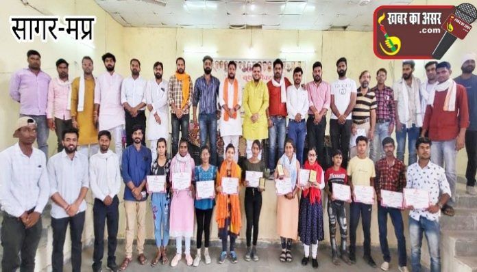 Picsart_22-05-21_21-51-39-258_copy_700x400