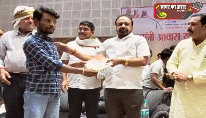 Picsart_22-05-22_07-53-22-429_copy_700x400