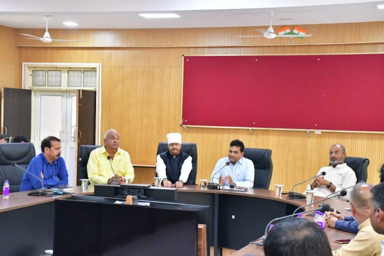 दीपावली की तर्ज पर पूरे जिले में हर घर पर होगी रोशनी सांसद श्री सिंह