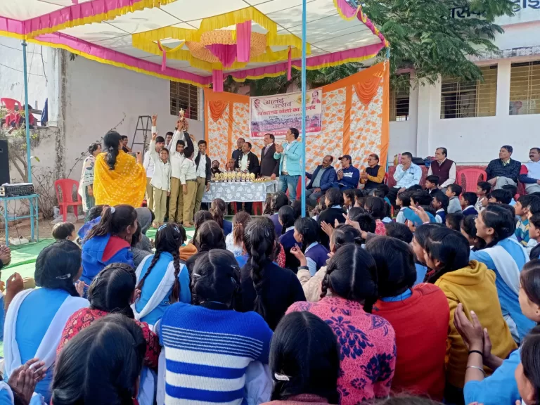 सागर: मेनपानी में आनंद उत्सव के तहत आयोजित हुए परंपरागत खेल