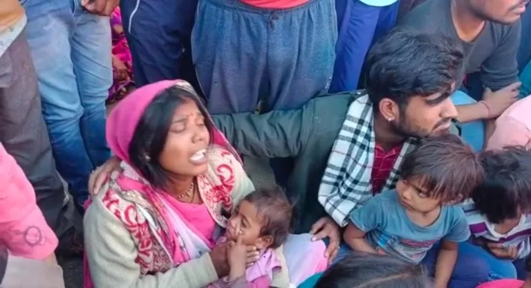 SAGAR: युवक की हादसे में मौत, शव रखकर चक्काजाम, राय अस्पताल ने लाश का इलाज किया !