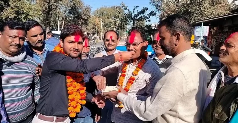 SAGAR: पंचायत उपचुनाव में किसी हुई जीत किसकी हार देखें