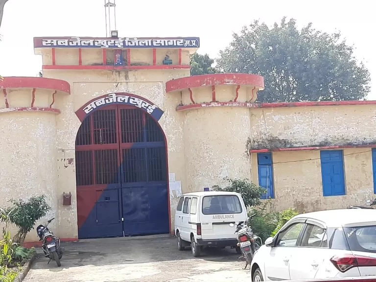 MP: पूर्व में सस्पेंड हो चुका फिर भी बाज नही आया, नाबालिग के धर्मांतरण में बन्द खान की मदद कर रहा था जेल प्रहरी