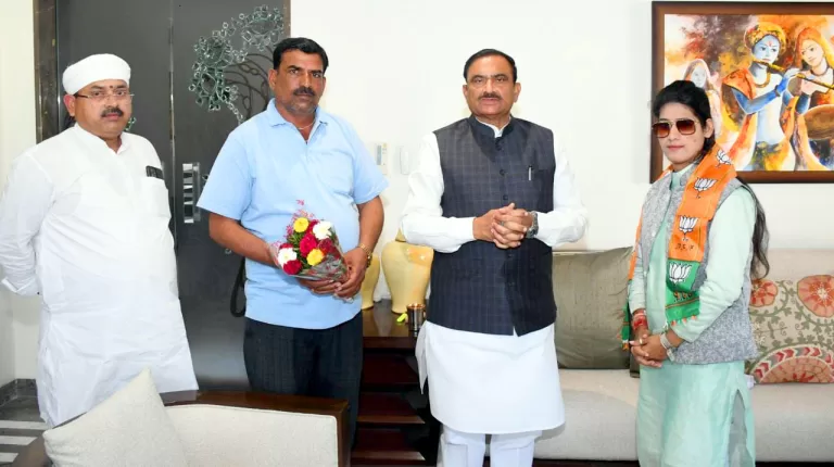 कांग्रेस की पूर्व पदाधिकारी रिचा राजपूत ने भाजपा की सदस्यता ली