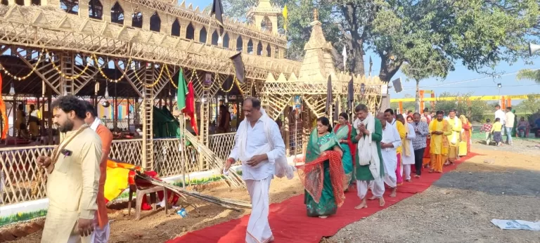 नौ कुंडीय एवं नौ दिवसीय महायज्ञ: भक्ति ही भगवान तक पहुंचने का मार्ग प्रशस्त करती है- देवदास जी