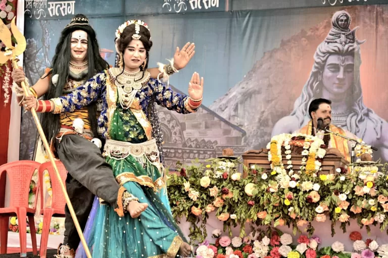 उप नगरीय क्षेत्र मकरोनिया के दीनदयाल नगर कबीर वाटिका में सप्त दिवसिय श्री महारुद्र यज्ञ का आयोजन