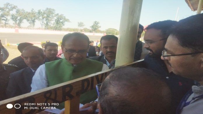 Picsart_23-02-09_05-52-42-055_copy_700x393