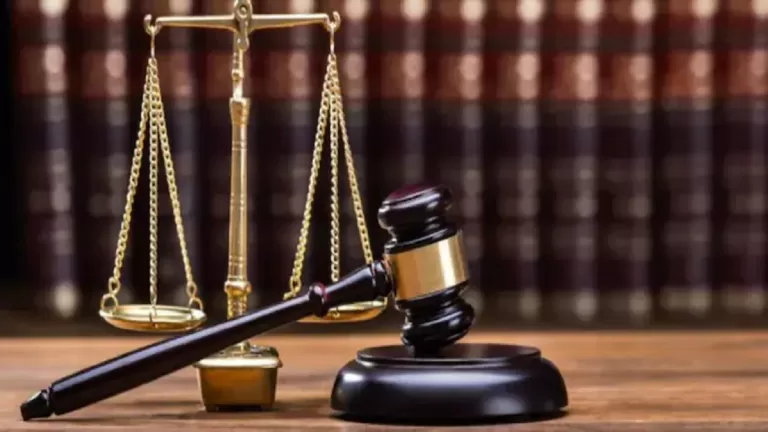 नाबालिग को ले जाकर दुष्कर्म करने वाले आरोपी को 20 साल की सजा और जुर्माना