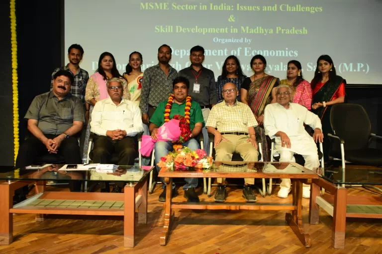 कौशल विकास से ही होगा भारतीय उधोगों का उद्धार : प्रो जैन