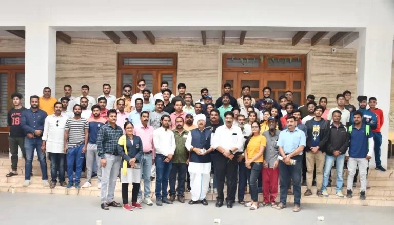 विधायक शैलेंद्र जैन ने किया इन खेल प्रशिक्षकों का सम्मान