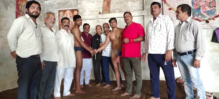 रूस्तमें हिंद राष्ट्रीय कुश्ती स्पर्धा में भाग लेने के लिए छत्रसाल अखाड़ा में जिला स्तरीय चयन हुआ