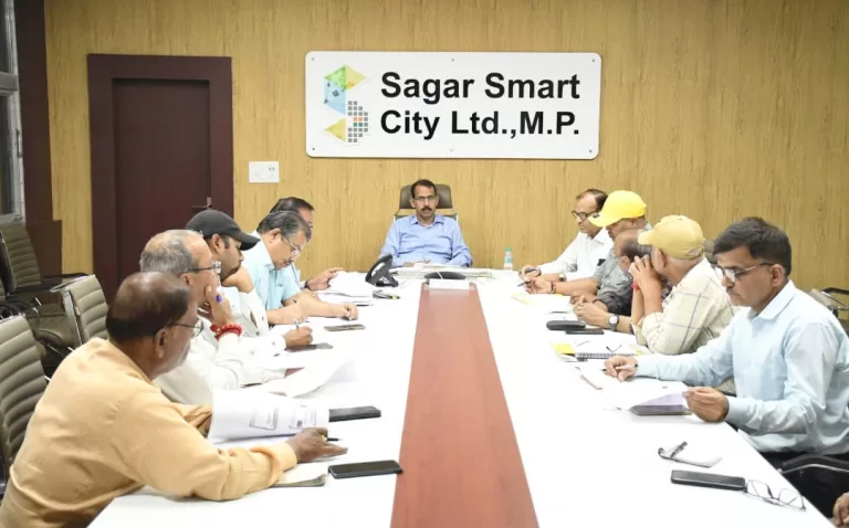 चोरो से निगम/स्मार्ट सिटी भी परेशान दिए अब FIR के निर्देश