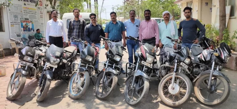 शराब पी रहे वाहन मालिको की गाड़ियों की चाबी उठाकर करता था चोर गिरोह चोरी