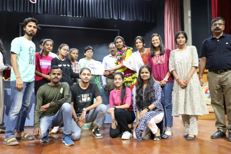 विश्वविद्यालय के प्रति प्रेम की भावना विकसित करें विद्यार्थी- प्रो. गुप्ता