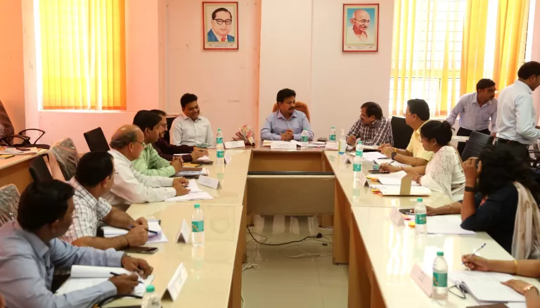 अब बीएमसी के सभी अधिकारी-कर्मचारियों की उपस्थिति बायोमेट्रिक मशीन से होगी दर्ज