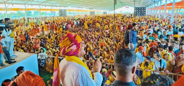 जैसीनगर में बागेश्वर धाम सरकार की कथा आज से: कलश यात्रा में सैकड़ो श्रद्धालु हुये शामिल