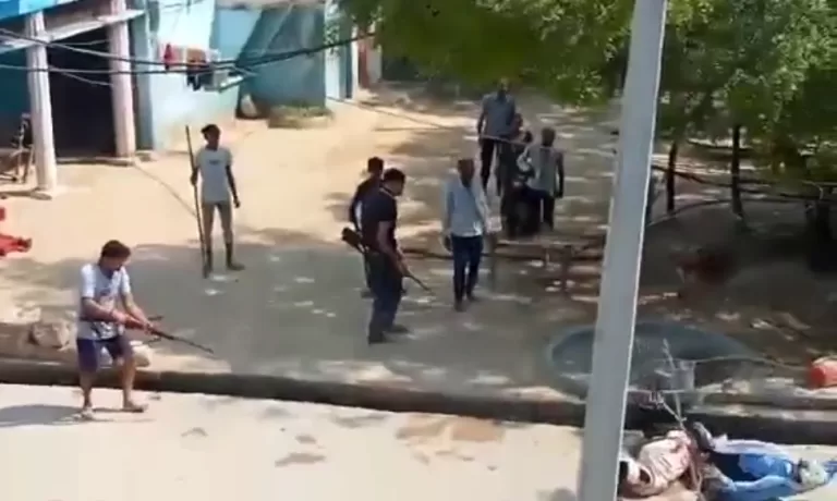 MP: पुरानी बुराई के चलते 5 लोगो को गोलियों से भूना, 4 अन्य घायल, घटना का वीडियो वायरल