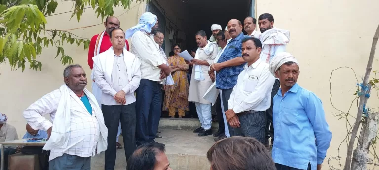 काँग्रेस ने 7 प्रमुख मांगो को लेकर राष्ट्रपति के नाम सौंपा ज्ञापन