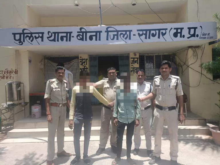5 और 3 हजार रुपये के इन दो इनामी आरोपीयों को पुलिस ने पकड़ा
