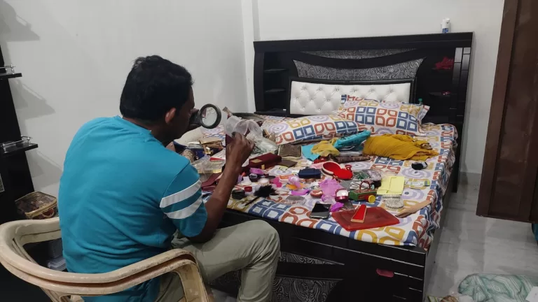 सागर में सूने मकान में चोरी, लाखो के सोने चांदी के आभूषण और नकदी ले उड़े चोर