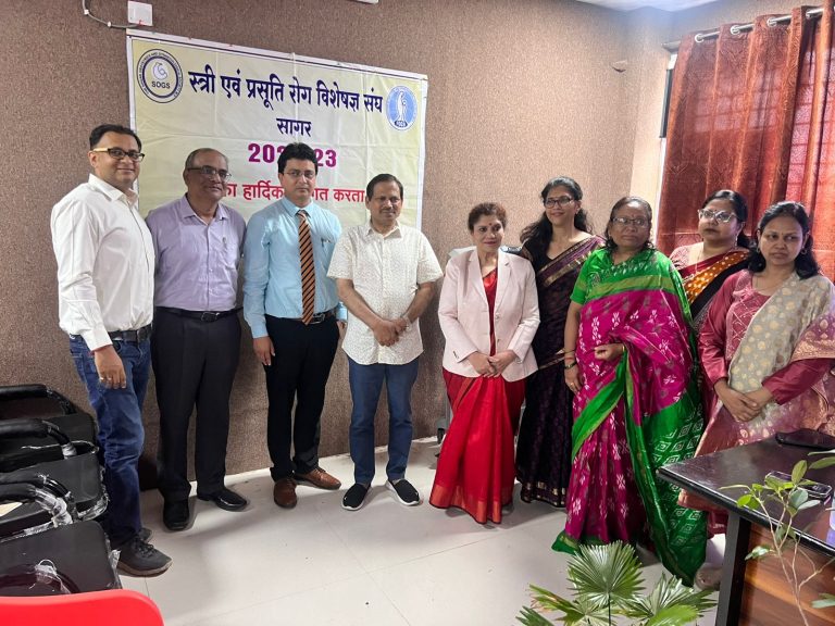 रिसर्च और क्लिनिकल ट्रायल के मेडिकल डिटेल्स सिखाये गये 