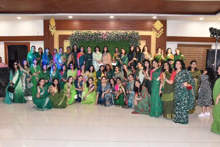 होटल रॉयल पैलेस में हरितालिका तीज पर संकल्प के साथ पौधे दिये गए उपहार में