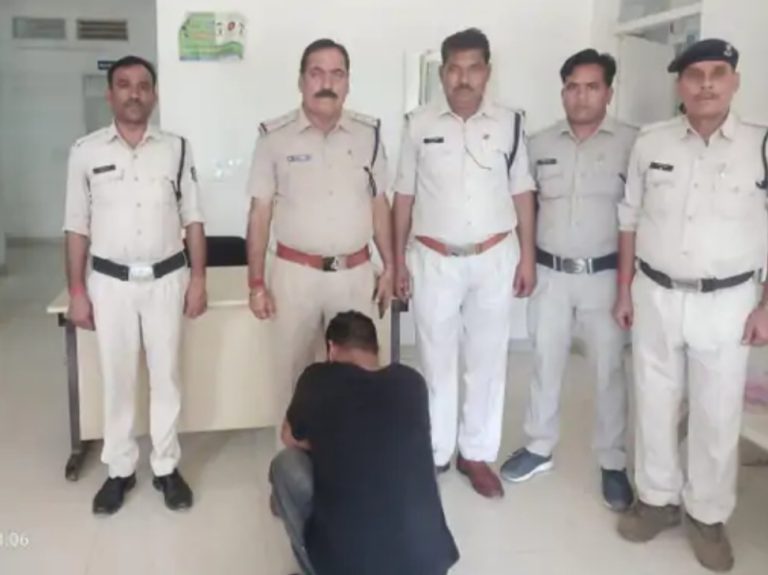 पिस्टल और कारतूस के साथ आरोपी को पकड़ा 