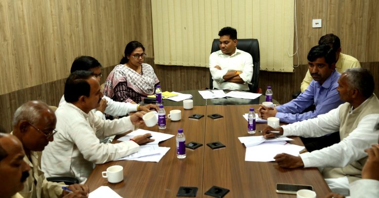 सागर जिले के 8 विस निर्वाचन क्षेत्रों में अभी 17.25 लाख मतदाता  4 अक्टूबर को होगा अंतिम मतदाता सूची का प्रकाशन