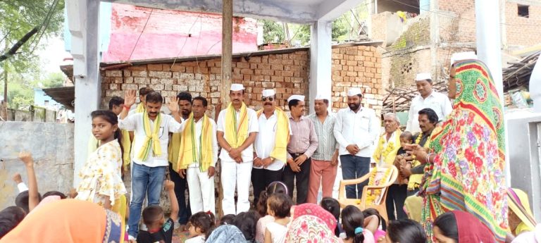 सेवादल ने विश्व आदिवासी दिवस मूलनिवासियों के बीच पहुंच कर मनाया