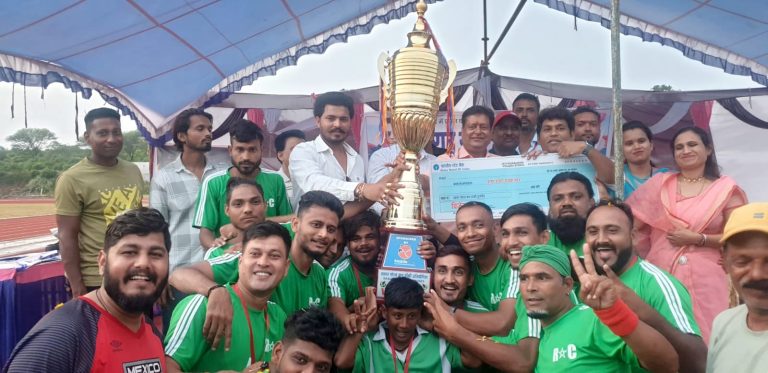 राज्य स्तरीय सागर गोल्ड कप हॉकी टूर्नामेंट का फाइनल मैच रोज क्लब ने जीता