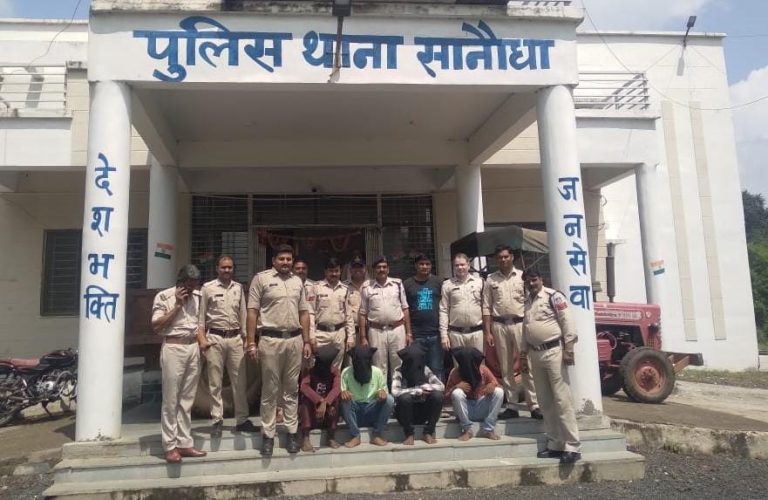 सागर पुलिस ने ट्रैक्टर चोरी के आरोपियो को पकड़ा, ट्रैक्टर भी बरामद