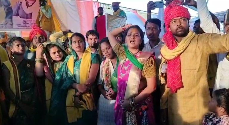 MP: जयस महापंचायत ने भाजपा और कांग्रेस की नींद उड़ाई