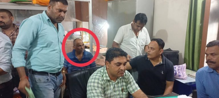 लोकायुक्त की कार्यवाही : तीन हजार की रिश्वत लेते पीटीआर का मुख्य लिपिक गिरफ्तार