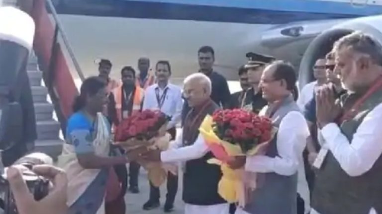 राष्ट्रपति द्रौपदी मुर्मू ने जबलपुर पहुंचकर किया हाईकोर्ट की नई बिल्डिंग का शिलान्यास