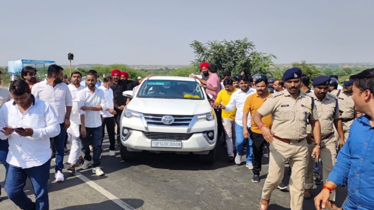 जेल भरो आंदोलन में शामिल होने जा रहे ,भीम आर्मी प्रमुख चंद्रशेखर रावण हिरासत में 