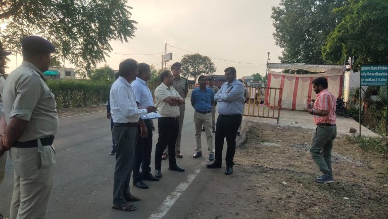 व्यय प्रेक्षक गणेश पोते ने रहली में एसएसटी चेक किए